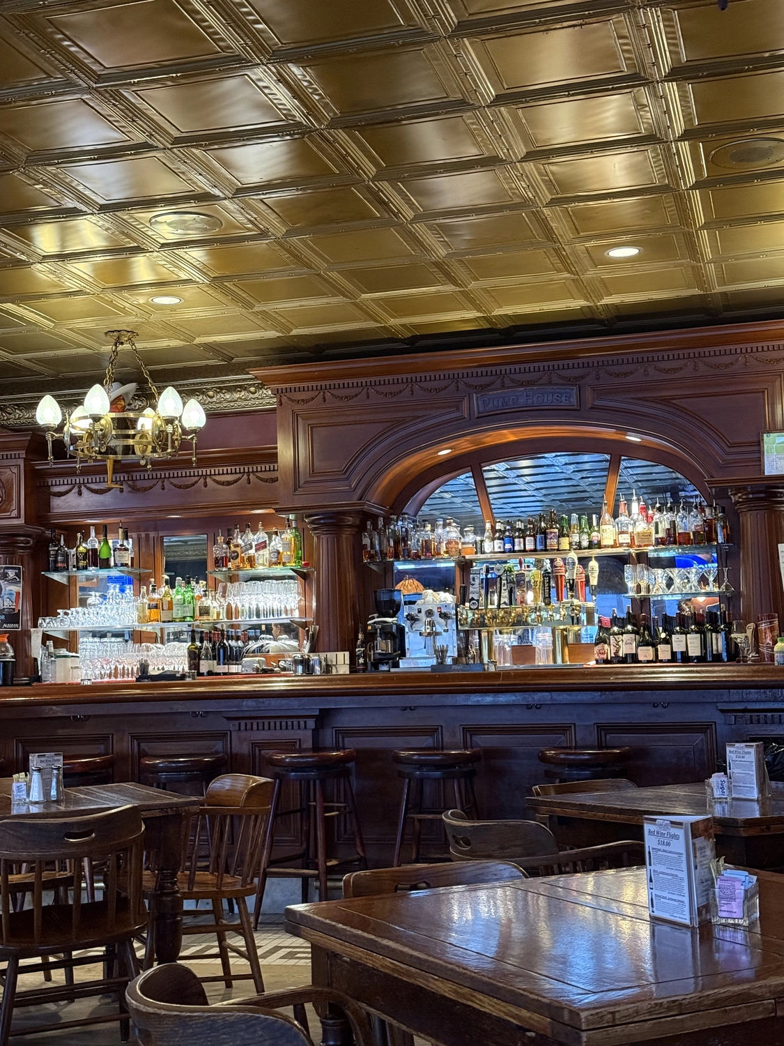 Kaltenbach - Reisebüro - Restaurant in Fairbanks